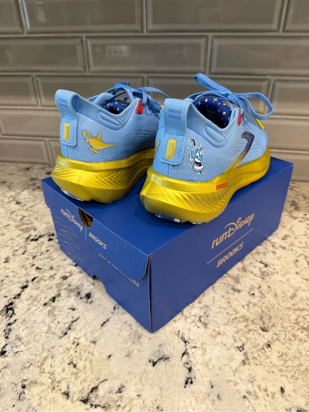*Run Disney* Brooks Glycerin 23 RunDisney Genie sneakers - Picture 3 of 9
